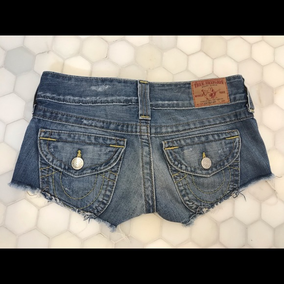 True religion booty shorts - Picture 1 of 3